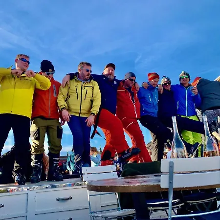 4 Bedroom, 4 Bathroom, Hot Tub, Centre Appartement Chamonix