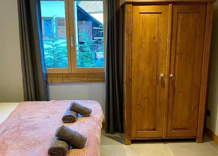 Apartament 4 Bedroom, 4 Bathroom, Hot Tub, Centre *