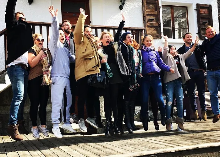 4 Bedroom, 4 Bathroom, Hot Tub, Centre Chamonix