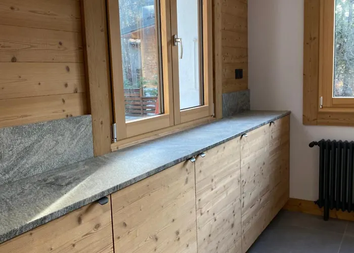 4 Bedroom, 4 Bathroom, Hot Tub, Centre Appartement